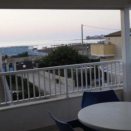 Διαμέρισμα Rada Delle Tortore