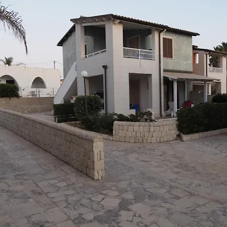 Διαμέρισμα Rada Delle Tortore