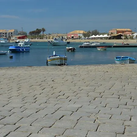 Rada Delle Tortore Marzamemi